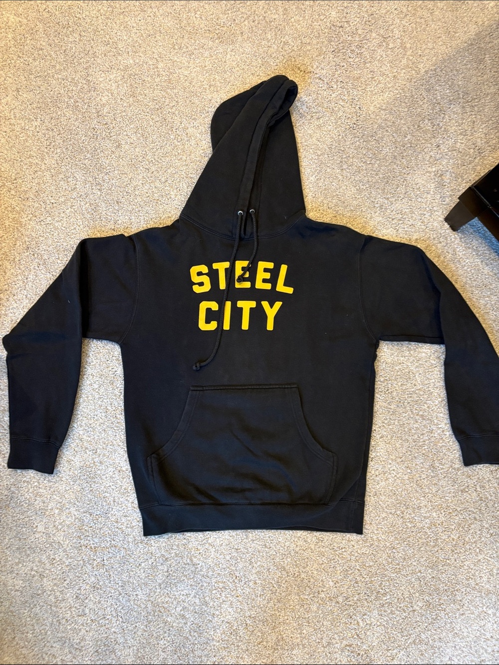 Steel City Pittsburgh PA Black Hoodie Yellow Graphic Size XS